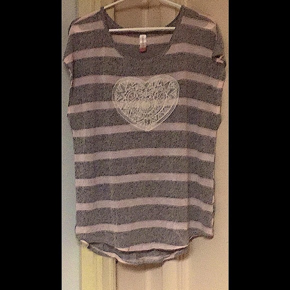 No Boundaries Tops - 💞 New No Boundaries 2xl Top ( Fits More Like XL)